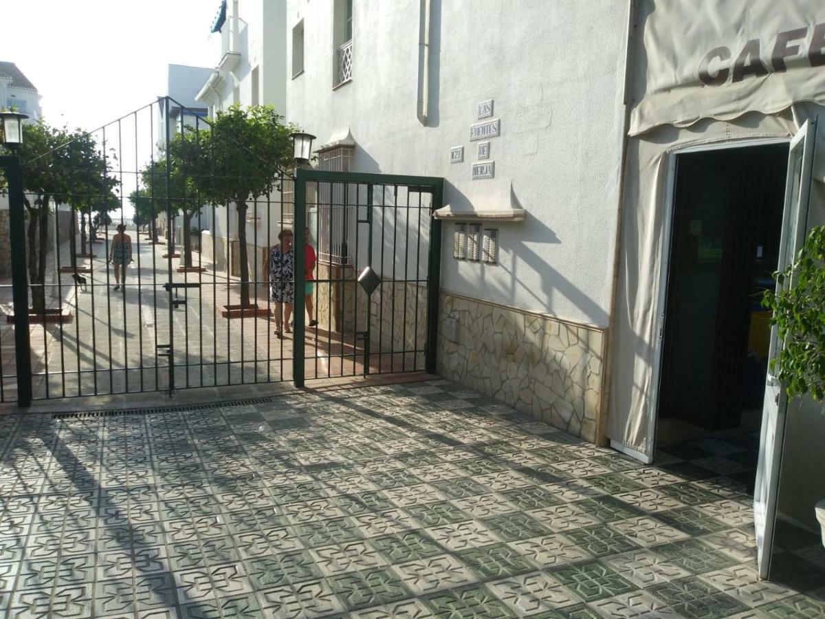 Appartamento Nerja Solymar Esterno foto